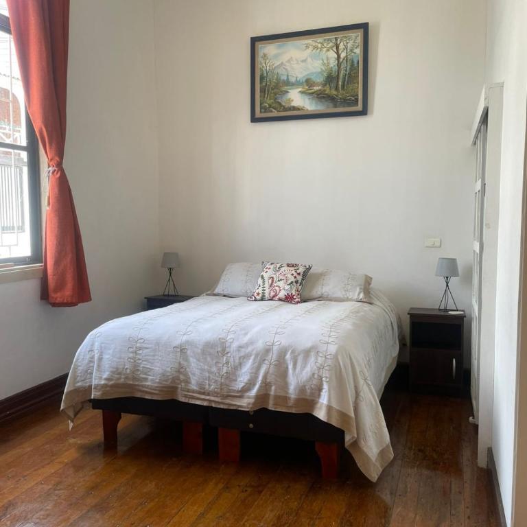 Hostal Ekeka House - Double Room with Private Bathroom - 5