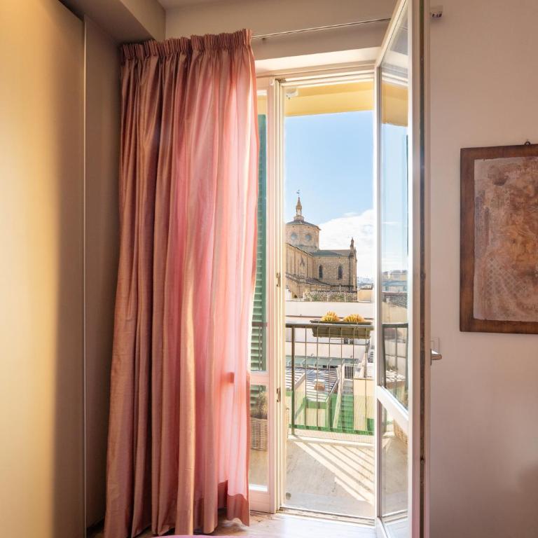 La Casa di Flora - Appartamento con 2 Camere da Letto e Balcone - 19