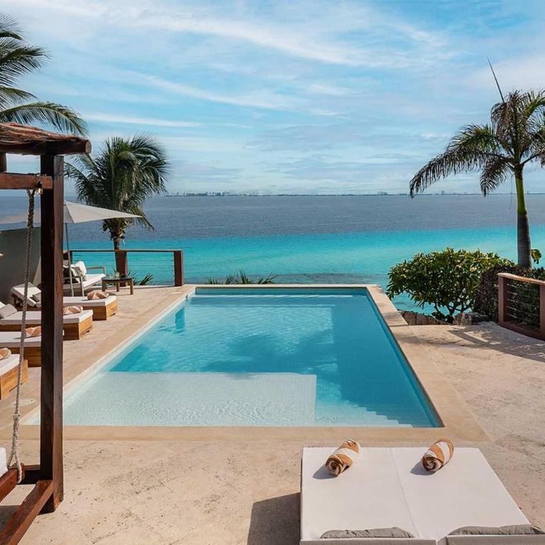 Oceanfront 5BR Villa - Heated Pool & Concierge - Villa - 14