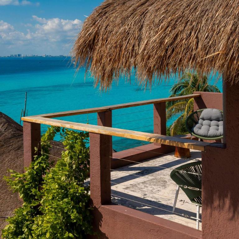 Oceanfront 5BR Villa - Heated Pool & Concierge - Villa - 23