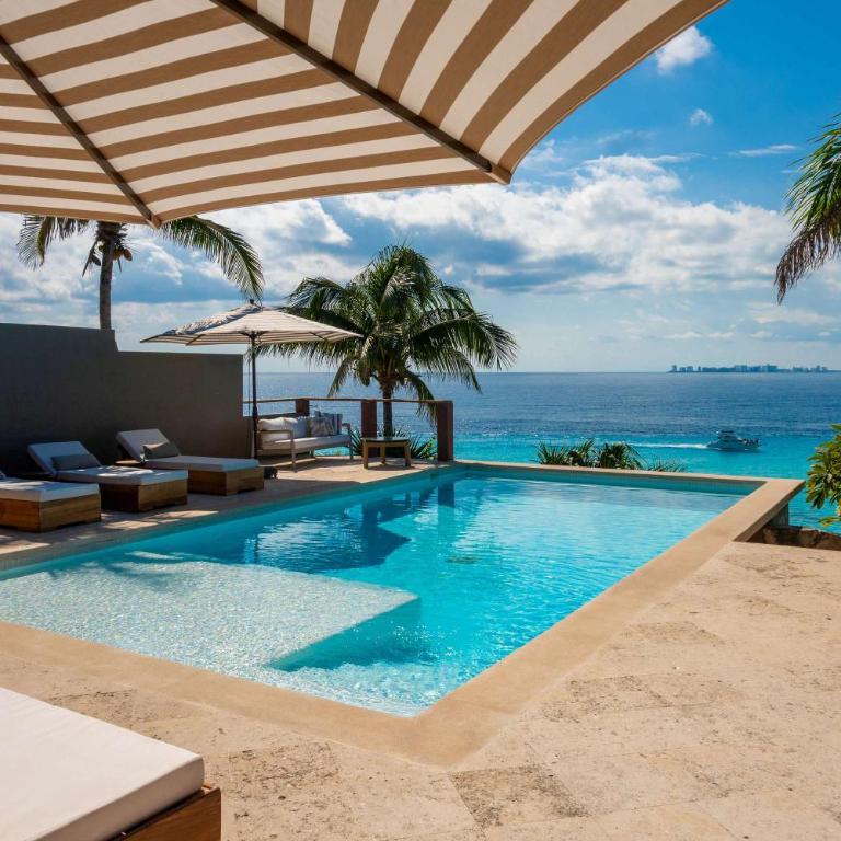Oceanfront 5BR Villa - Heated Pool & Concierge - Villa - 25