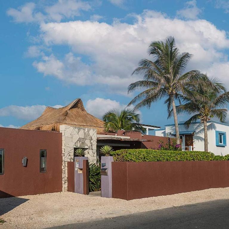 Oceanfront 5BR Villa - Heated Pool & Concierge - Villa - 75