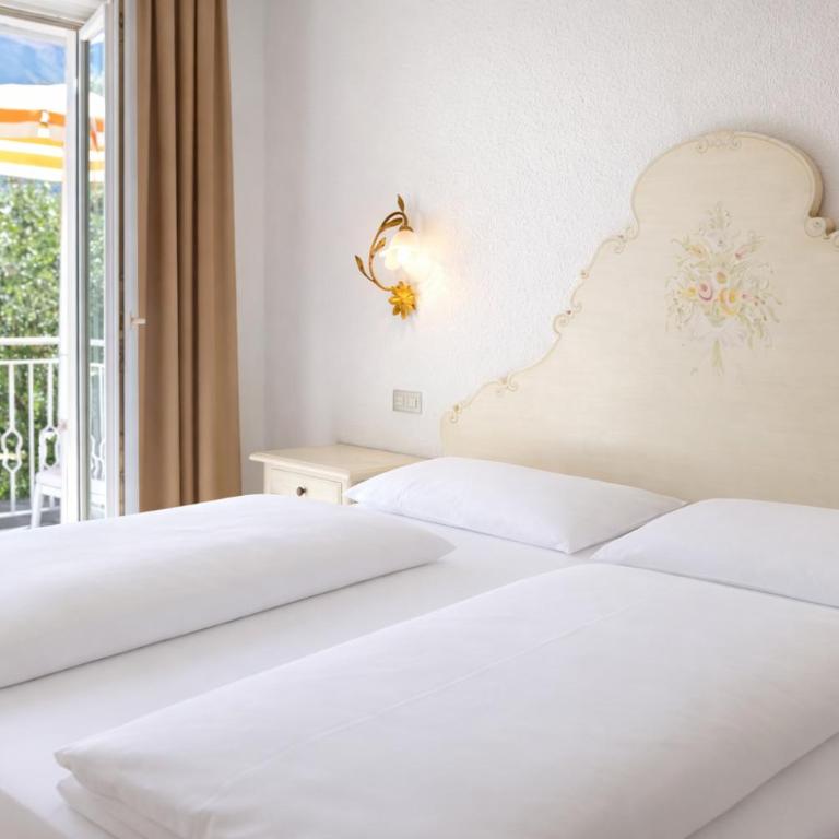 Hotel Villa Margherita - Standard double room with garden-view terrace - 7