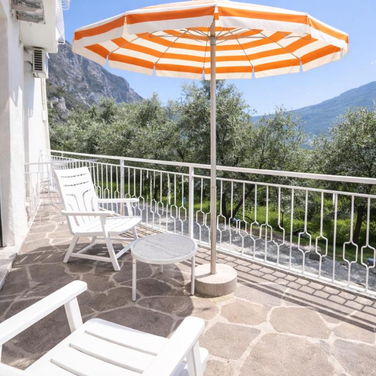 Hotel Villa Margherita - Standard double room with garden-view terrace - 9