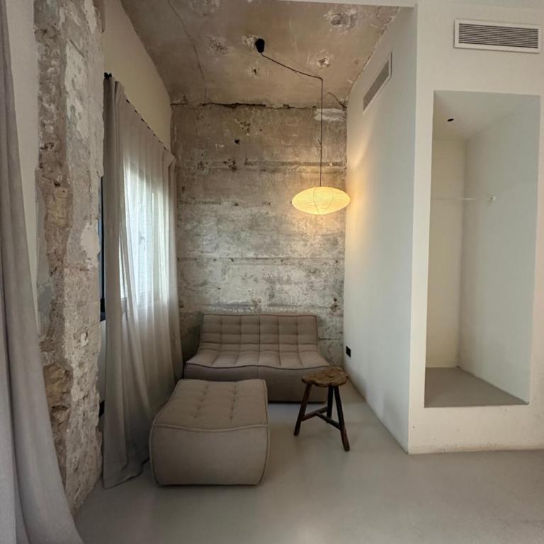 Hotel Avenida - Apartamento con habitación doble Deluxe y cama extragrande - 5