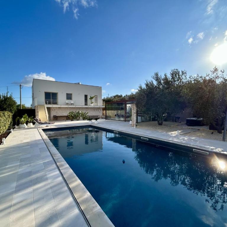 Villa Pergolata in Ostuni Pool, Jacuzzi & Ruhe - Villa - 2