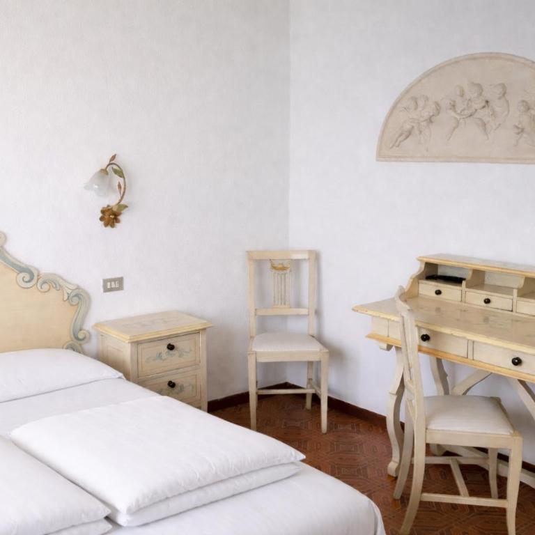 Hotel Villa Margherita - Camera Familiare con Vista Lago - 5
