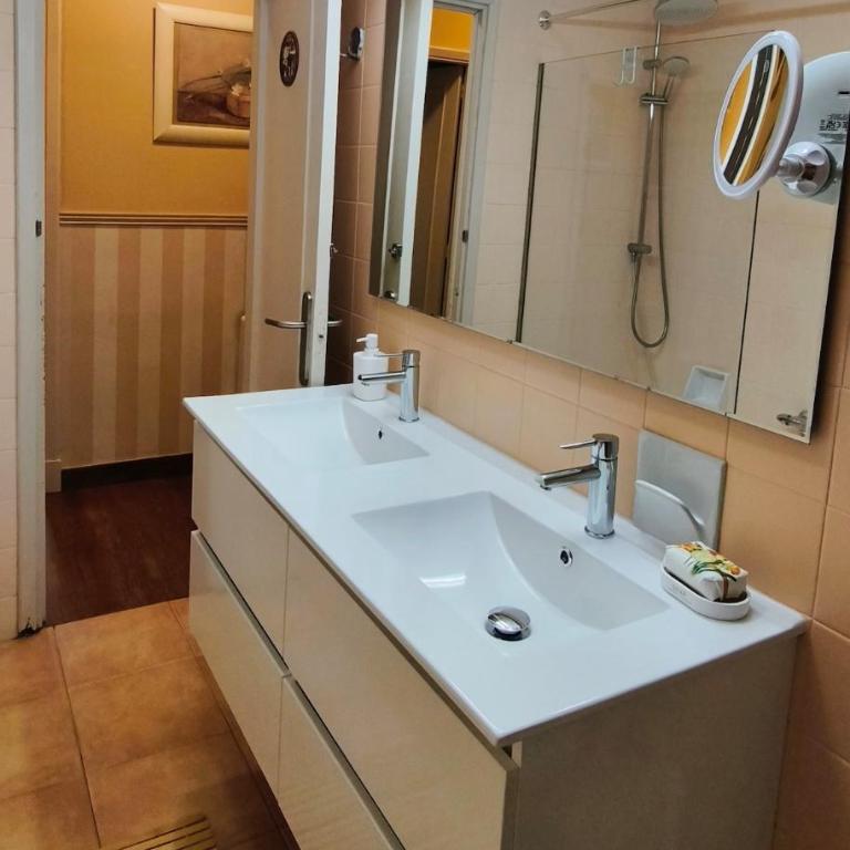 piso céntrico y muy luminoso 1C - Apartamento de 3 dormitorios con vistas - 14