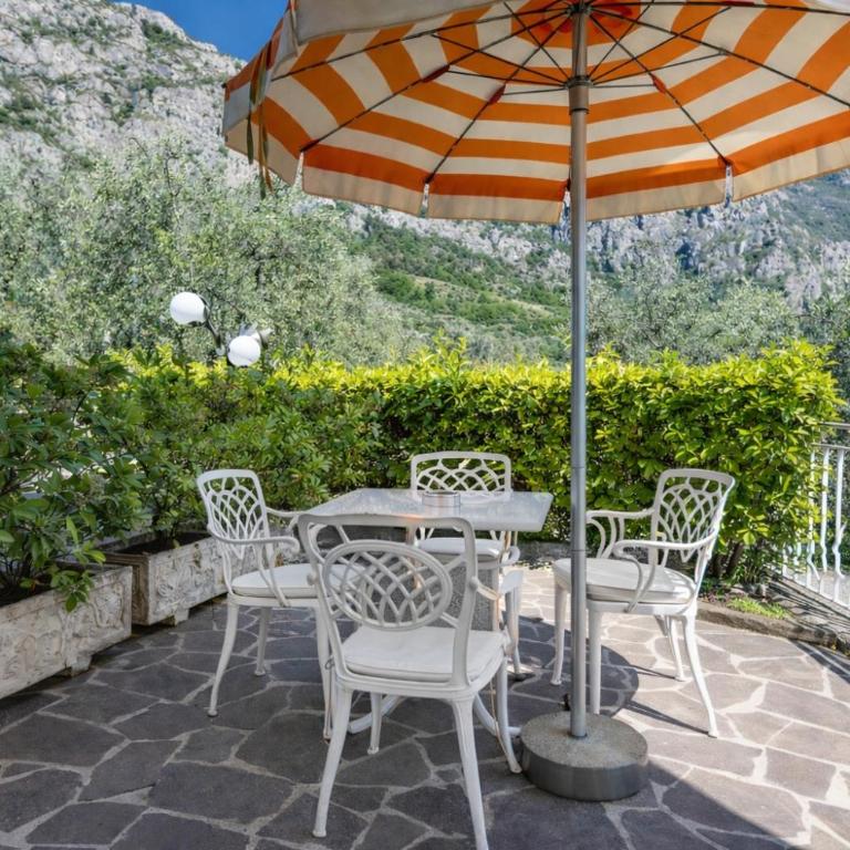 Hotel Villa Margherita - Superior Double Room with garden-view terrace - 3