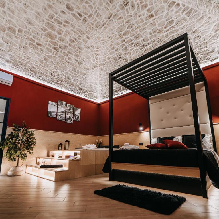Michelangelo's Home Pompei - Suite with Hot Tub - 7