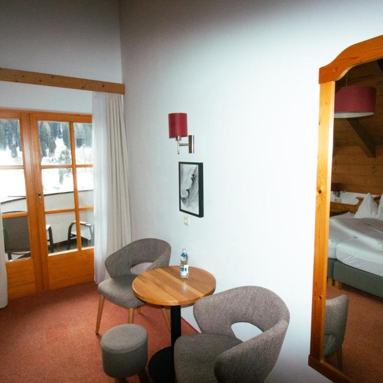 Aparthotel Alpin Life - Camera Matrimoniale - 4