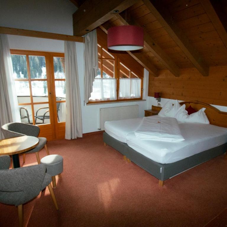 Aparthotel Alpin Life - Camera Matrimoniale - 8