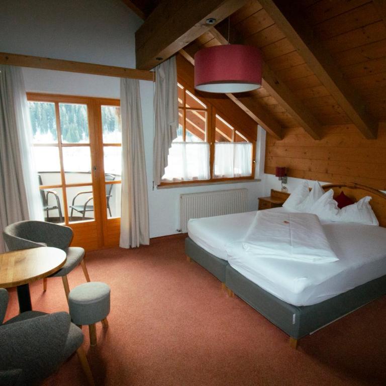 Aparthotel Alpin Life - Camera Matrimoniale - 10