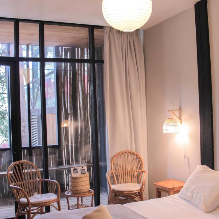 Surf Lodge Punta de Lobos - Double or Twin Room with Terrace - 8