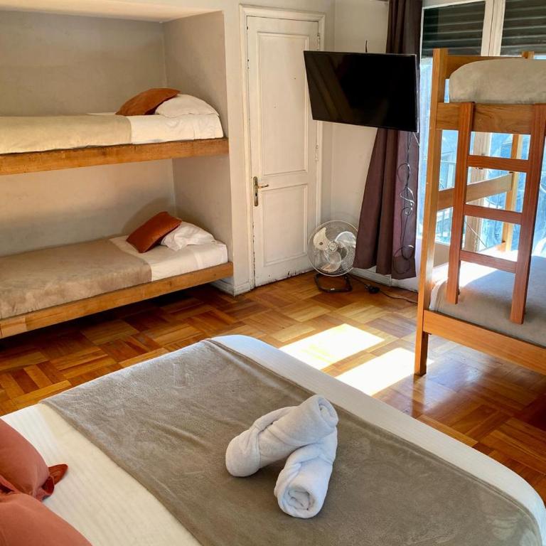 BbCasita Blue-Hostal - Family Room - 11