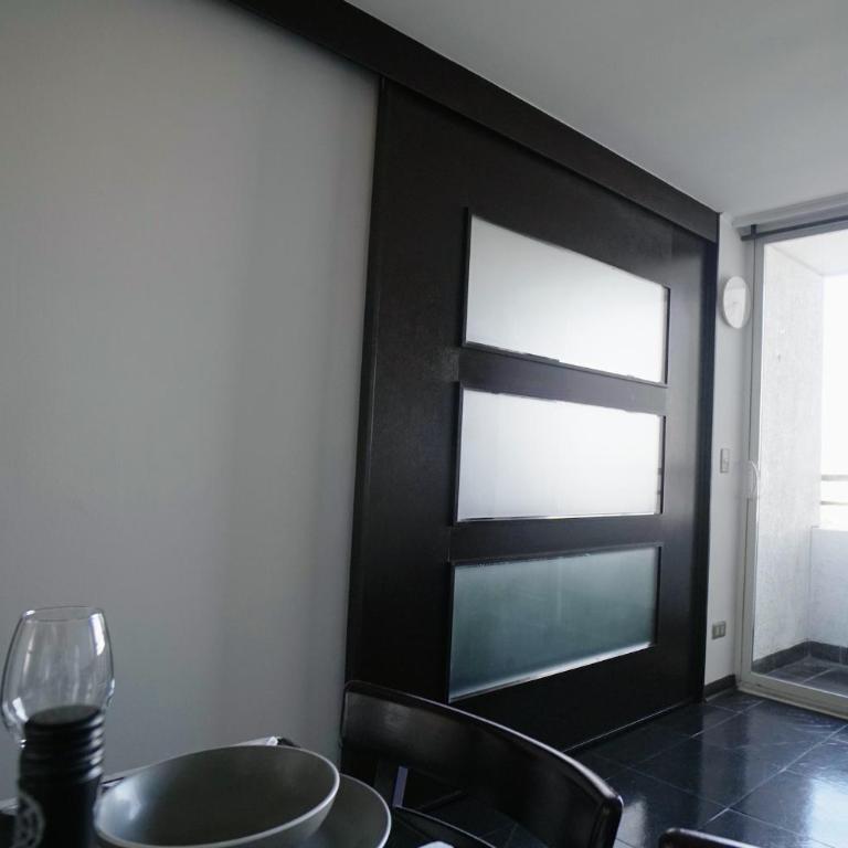 Apartamento con Vista a la Cordillera y Estacionamiento en Santiago Centro Modern apartment with mountain view and parking in Santiago Centre - One-Bedroom Apartment with Balcony and Mountain View - 35