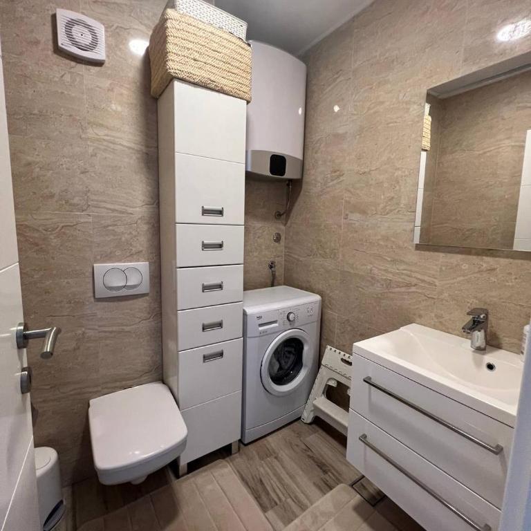 Your Home Montenegro - Two-Bedroom Deluxe Apartment with Balcony - 22