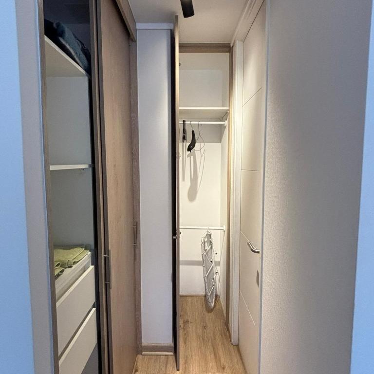 Moderno y acogedor depto cercano a Portal Ñuñoa y Estadio Nacional - One-Bedroom Apartment - 19