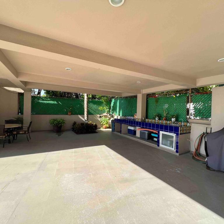 Oasis retreat Ocean Views Infinity Pool - One-Bedroom Apartment - 25