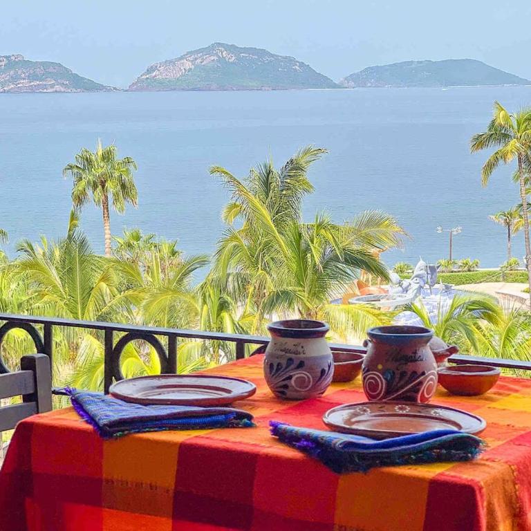 Oasis retreat Ocean Views Infinity Pool - One-Bedroom Apartment - 30