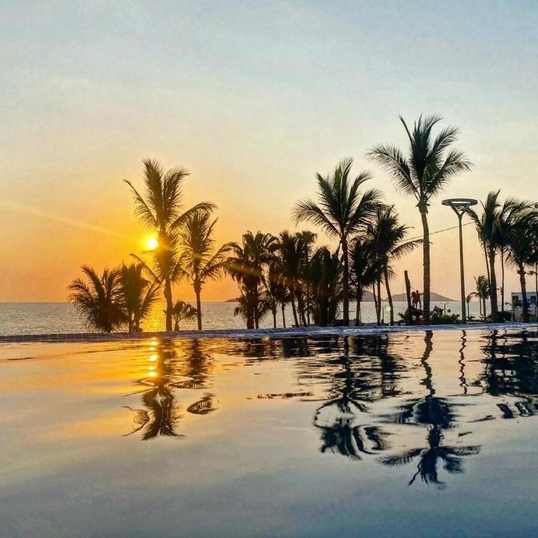 Oasis retreat Ocean Views Infinity Pool - One-Bedroom Apartment - 41