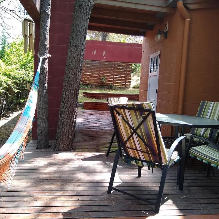 Hermosa casa con deck y pinos en Las Dunas - Casa de 2 dormitorios - 7