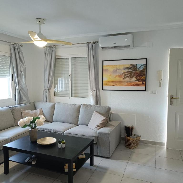 Smukt privat 2 etagers hus med egen pool i altid solrige Torrevieja ,Los Altos - Casa de 3 dormitorios - 7