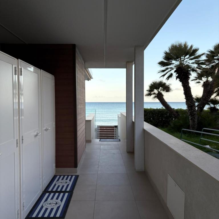 Taormina 10 PANTA REI Fontane Bianche - Villa Fronte Spiaggia - 40