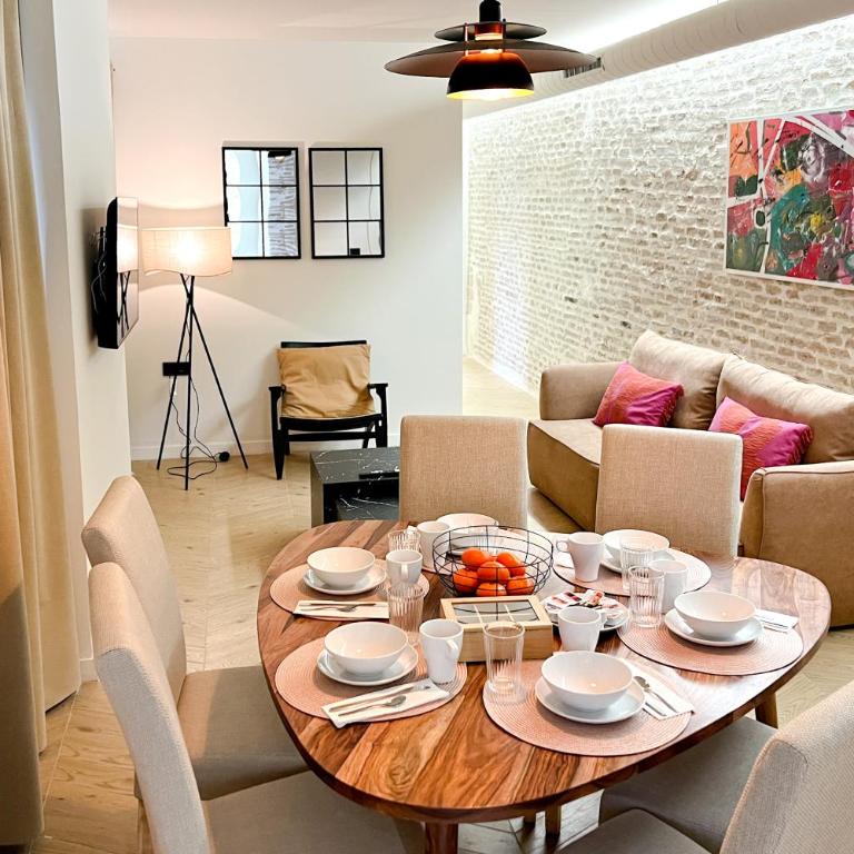 Homey Seville Brand New Arfe II Apartment Near Cathedral 8 people - Apartamento de 3 dormitorios - 29