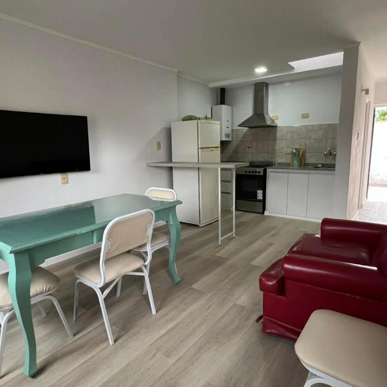 Rawson 260 Refugio Urbano - Two-Bedroom House - 1
