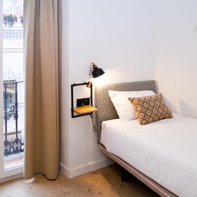 Homey Seville Brand New Arfe II Apartment Near Cathedral 8 people - Apartamento de 3 dormitorios - 49