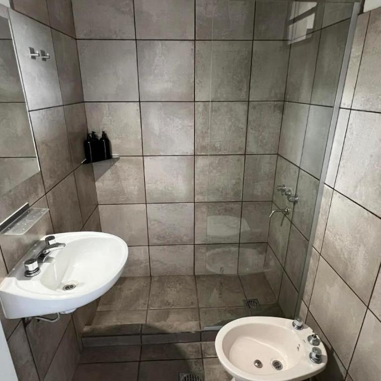 Rawson 260 Refugio Urbano - Two-Bedroom House - 3