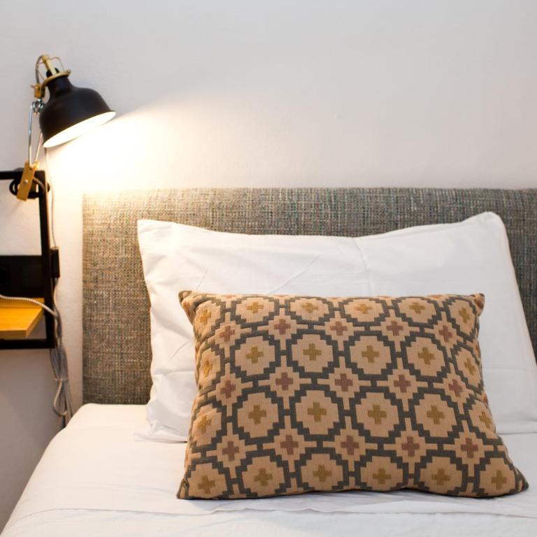 Homey Seville Brand New Arfe II Apartment Near Cathedral 8 people - Apartamento de 3 dormitorios - 53