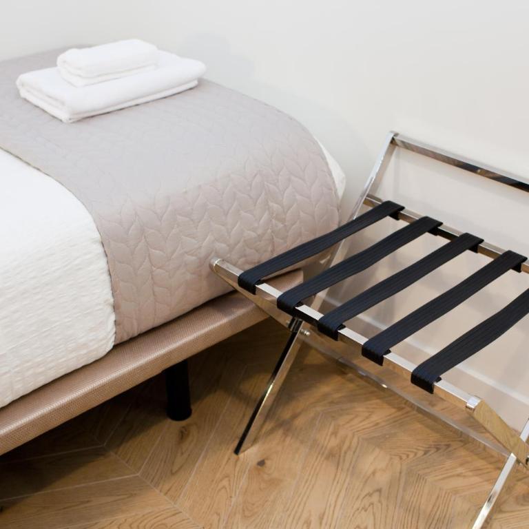 Homey Seville Brand New Arfe II Apartment Near Cathedral 8 people - Apartamento de 3 dormitorios - 55