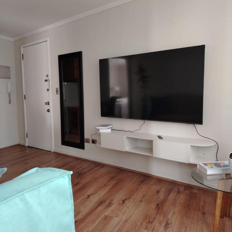 Acogedor a pasos de metro estacion baquedano - Two-Bedroom Apartment with City View - 7