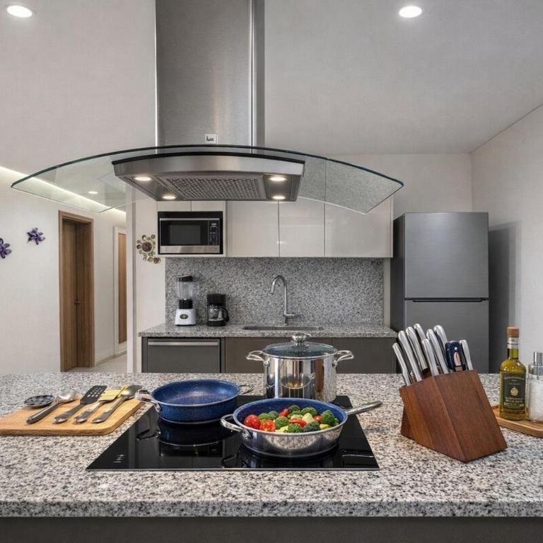 24k Propiedades Premium Condo on Malecon with Ocean View Sleeps 6 - Two-Bedroom Apartment - 3