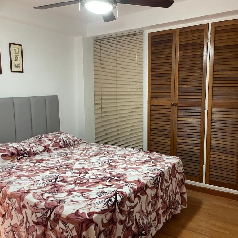 Apartamento en Chacao cerca CC Sambil Wifi Alta Velocidad - Two-Bedroom Apartment - 5