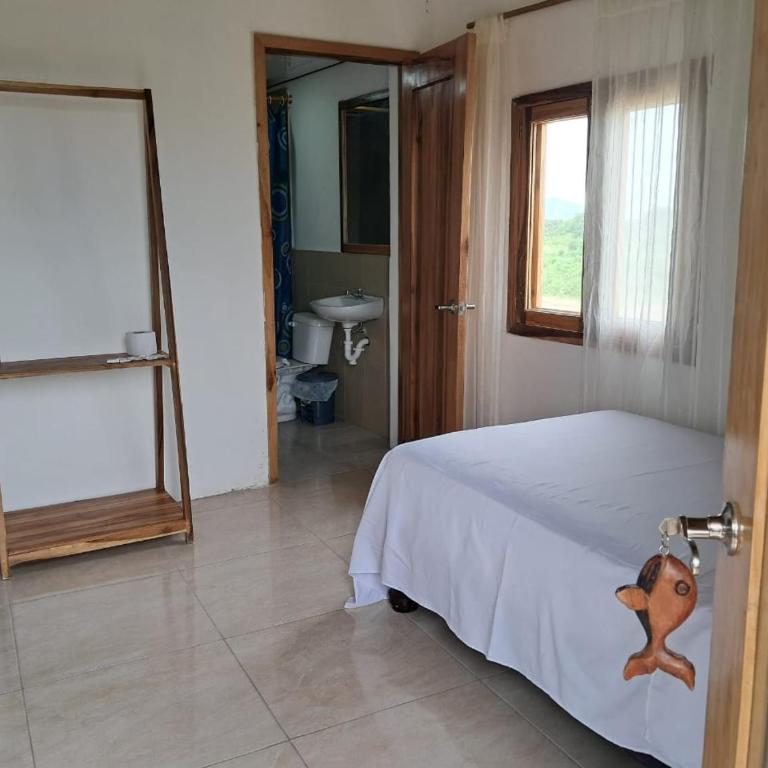 HostalManabiPuertolopezCascol - Family Room - 1