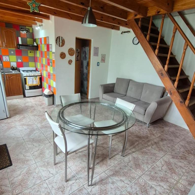 Departamento patio interno en zona centro - Two-Bedroom Apartment - 44