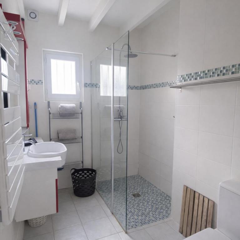 LA BELVILLOISE , Maison 6 Personnes avec jardin terrasse et proche mer - Three-Bedroom House - 14