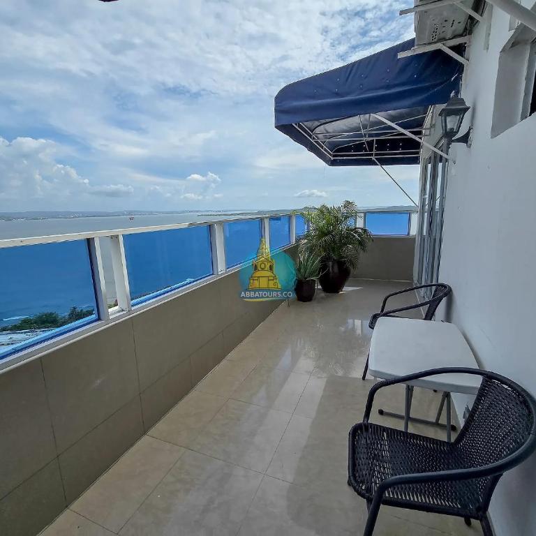 Penthouse Duplex Vista 360 Piso 23 - Two-Bedroom Apartment with Terrace and Sea View - 9