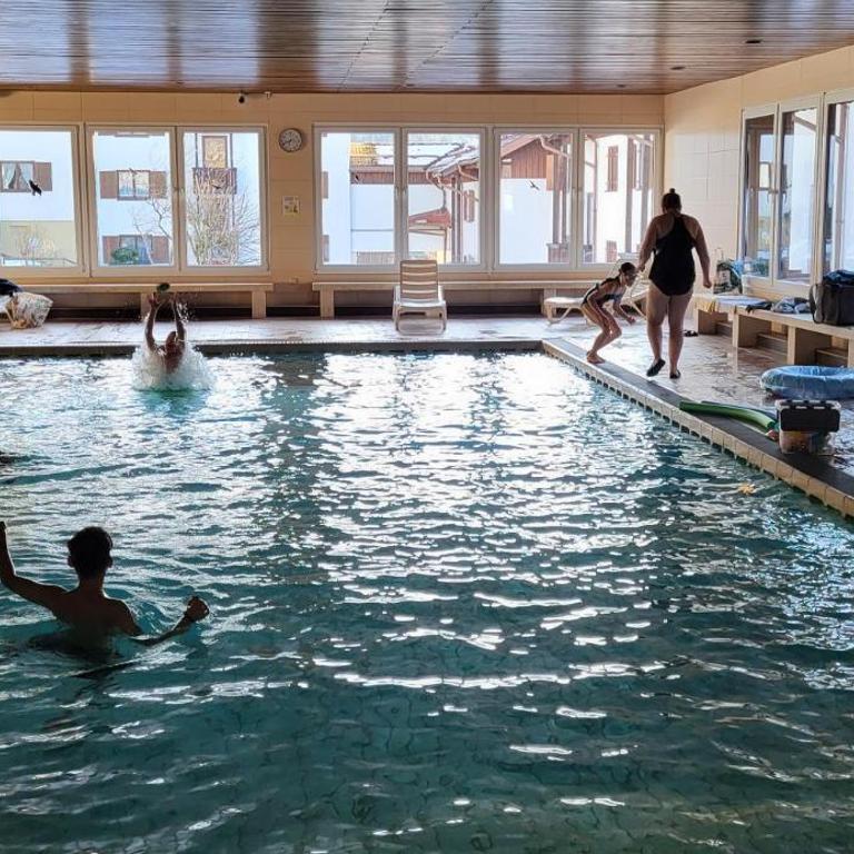 Ferienwohnung Bergzauber im Ferienpark Oberallgäu- Pool- Sauna- Bikepark- Skilift- Loipe- Wanderwege- stilvoll und kinderfreundlich - Apartment mit 1 Schlafzimmer - 24