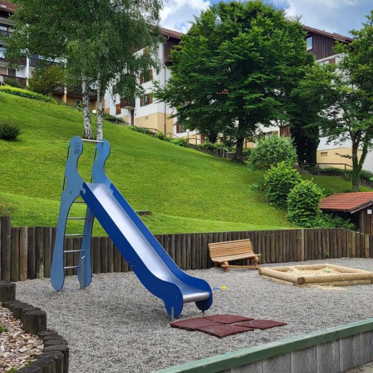 Ferienwohnung Bergzauber im Ferienpark Oberallgäu- Pool- Sauna- Bikepark- Skilift- Loipe- Wanderwege- stilvoll und kinderfreundlich - Apartment mit 1 Schlafzimmer - 34