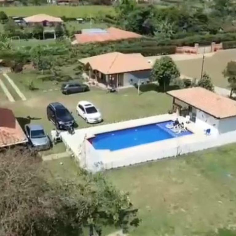 Cabaña, Casa de campo EL LAGUITO - Mesa de los Santos - Casa de 4 dormitorios - 45