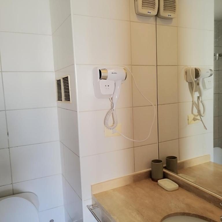 Apartamento con Vista a la Cordillera y Estacionamiento en Santiago Centro Modern apartment with mountain view and parking in Santiago Centre - One-Bedroom Apartment with Balcony and Mountain View - 32