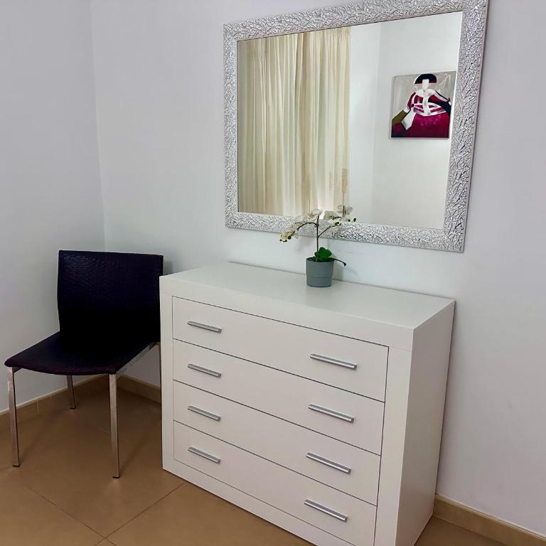 El Descanso - by Costadelsolholiday FAMILY VILLA BY MARINA heated private pool! - Villa - 59