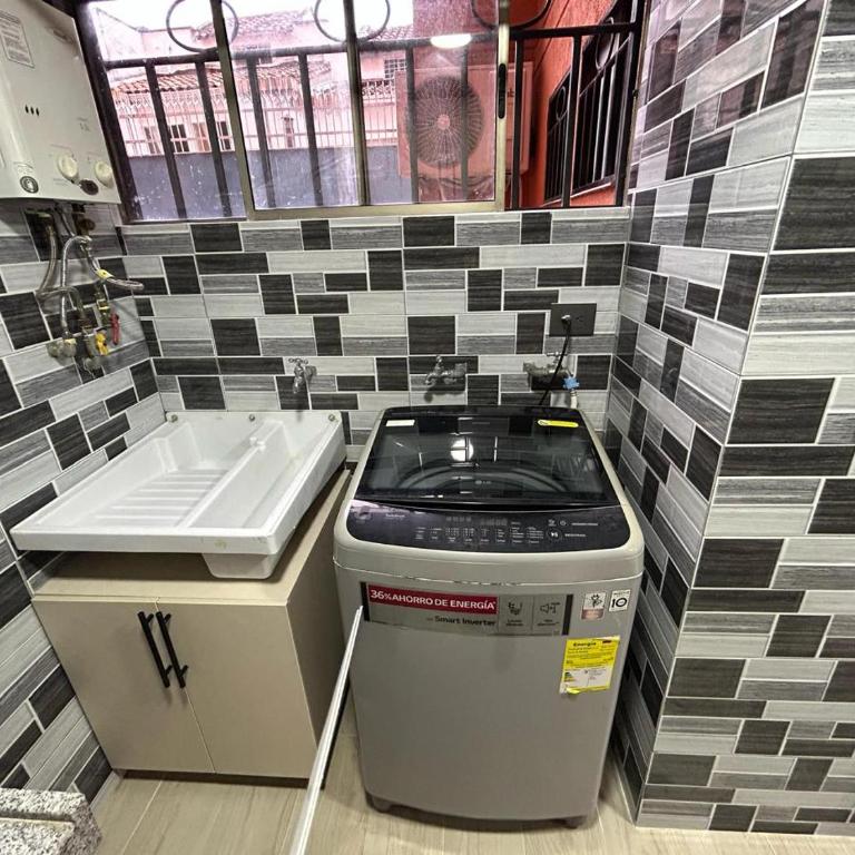 Tu Espacio Ideal! Confort, Ubicación Perfecta y Piscina - 3 Hab - Apartamento de 3 dormitorios - 4