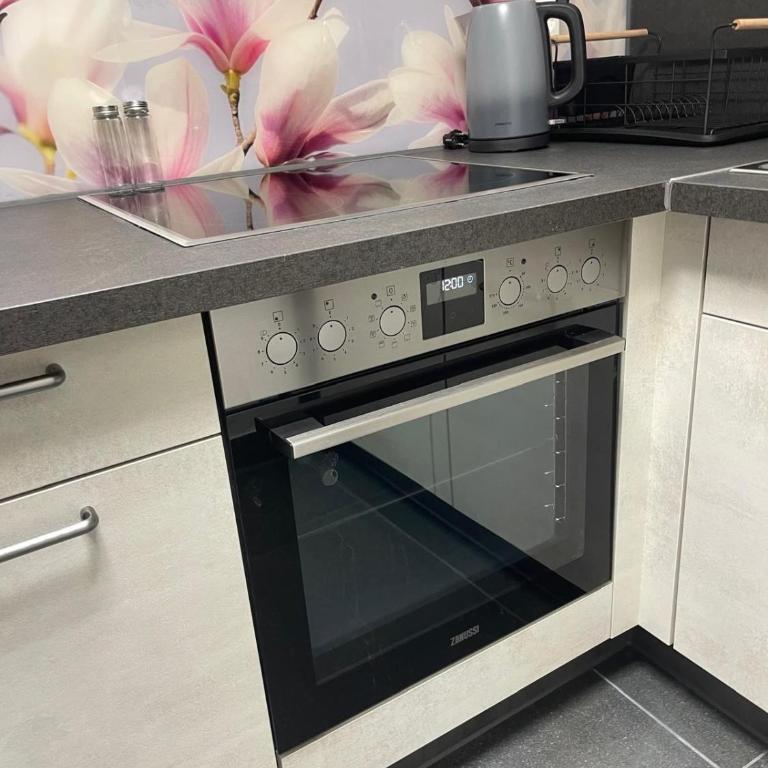 Schöne&Moderne&Zentrale Ferienwohnung Nähe A96 - Apartment mit 2 Schlafzimmern - 15