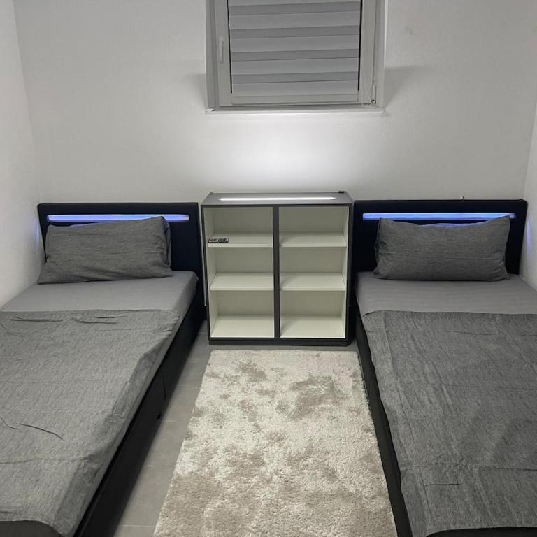 Schöne&Moderne&Zentrale Ferienwohnung Nähe A96 - Apartment mit 2 Schlafzimmern - 22