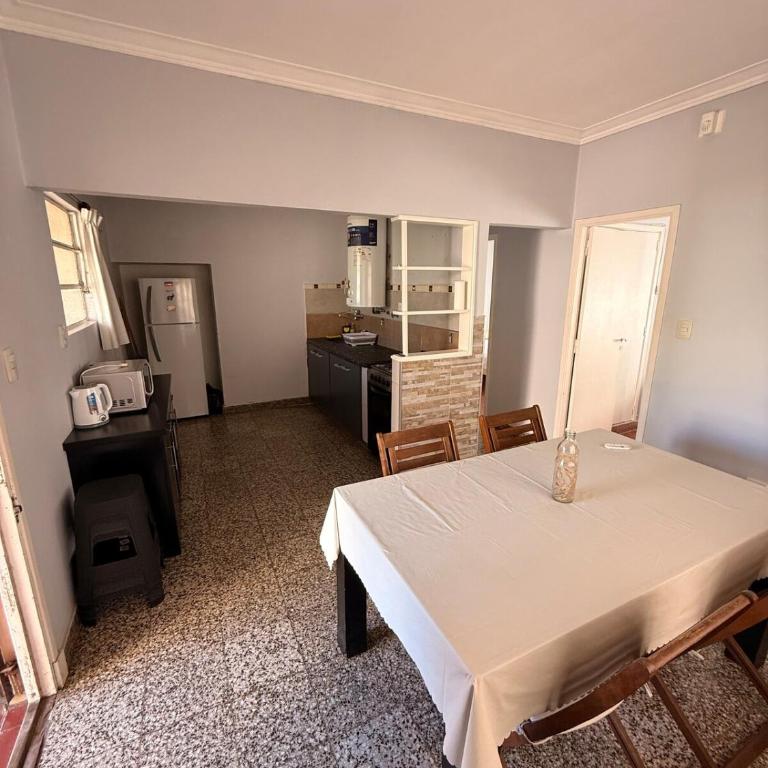 Casa con parque gigante, parrilla, garage y WIFI - Casa con 1 dormitorio - 9